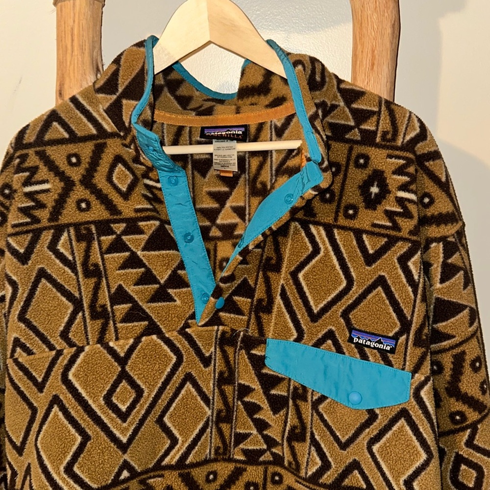 RARE Tribal Patagonia Brown tan blue Synchilla